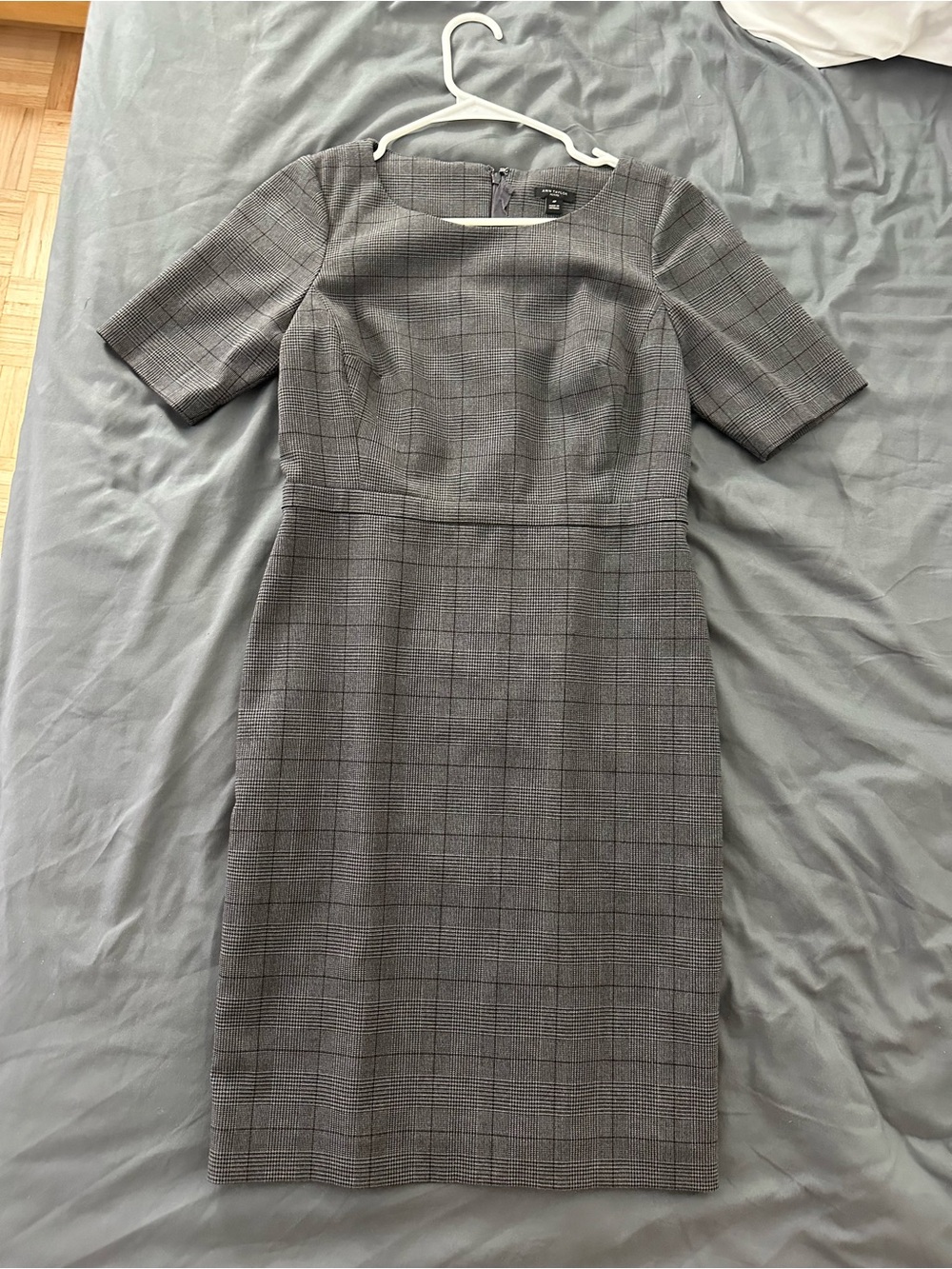 Ann Taylor Dress